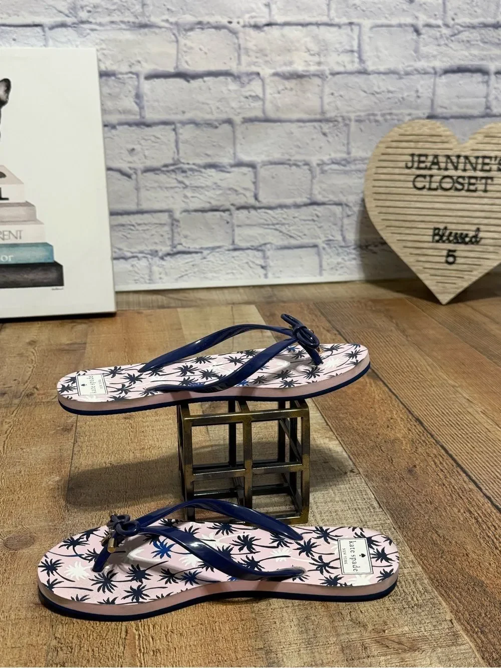 Kate Spade NY Flip Flops Pink Blue Palm Trees Bow Nova Thong Sandals Lightweight